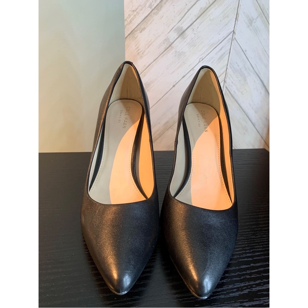 Cole Haan- Black Leather Mid Heel Pumps